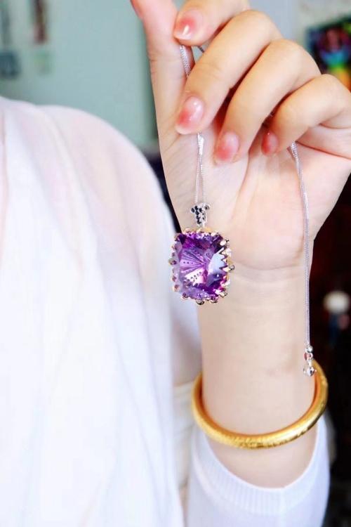 菩心宝石级紫水晶坠戴上一颗大宝石你就是最美的皇后