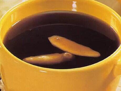 生姜蜜糖水的功效与作用冬天喝红糖姜茶有什么好处