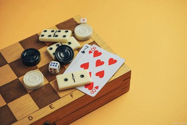 在扑克牌游戏中,三打哈是一种常见且富有策略性的牌戏.