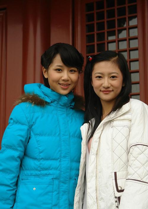 杨紫在北京平谷拍摄电影《我是粉丝》的花絮照曝光.