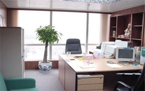 根据办公室风水将办公桌挪到办公室的风水宝地家居风水餐座后靠窗好不