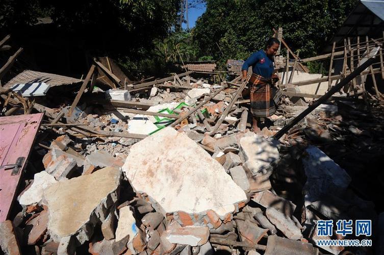 这国突发地震，死亡人数上升至252人“大多是儿童”(印尼地震)