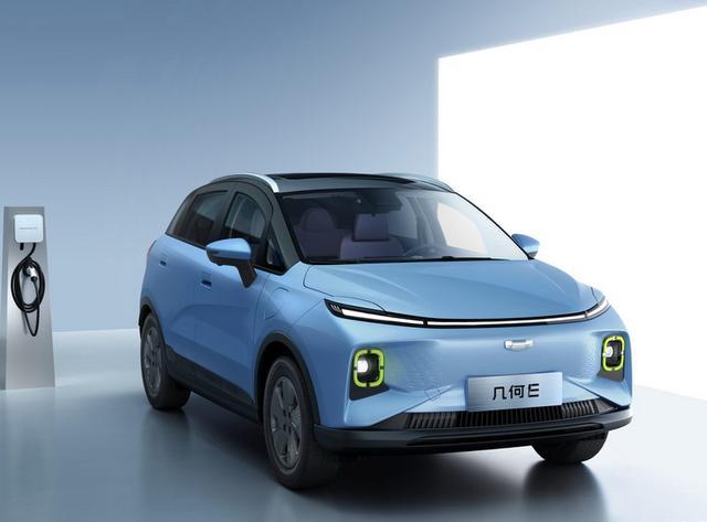 5月26日,吉利汽车旗下电动品牌的几何e纯电动小型suv正式开启预售