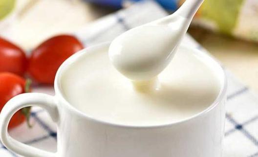 常喝喝酸奶的七大好处饭后喝酸奶对肠胃好