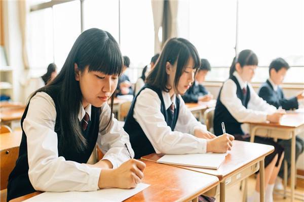 北京2023年高考,增加英语口语考试,高三学生要抓住四个备考要点